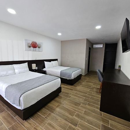 Hotel Ejecutivo Aeropuerto Alvaro Obregon Kültér fotó